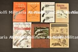 Lot mixte de sept ouvrages spécialisés US Civil War / Weapons.