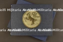 Édition de luxe "Colt Pistols" dans un étui par R.L. Wilson et R.E. Hable. — miniature 1