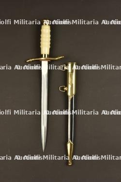 Poignard d'officier honoraire de la RDA dans un étui, — miniature 2