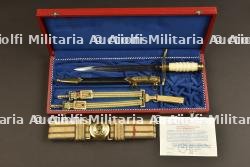 Poignard d'officier honoraire de la RDA dans un étui, — miniature 3