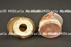 Pot couvert figurant un officier — miniature 3