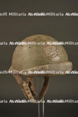 Casque modèle 35 chars de combats — miniature 1