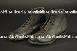 Brodequins britannique. — miniature 1