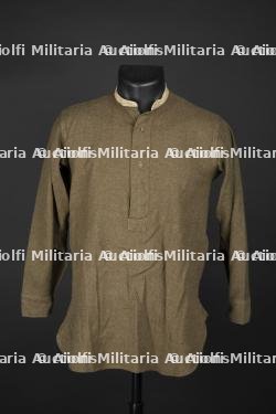 Chemise britannique.