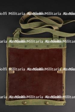 Porte carte britannique. — miniature 1