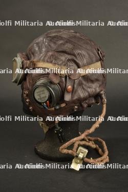 Bonnet de vol britannique. — miniature 2