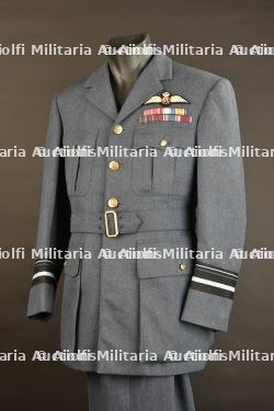 Uniforme de vice Marshal de la RAF. — miniature 14