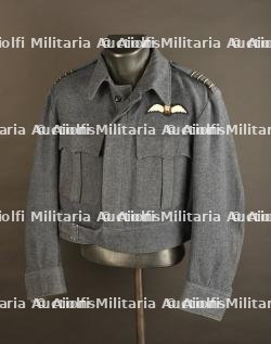 Battle Dress de Group Captain de la RAF. — miniature 1
