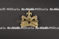 Ensemble de cap badges de la 3ème DI. — photo 15