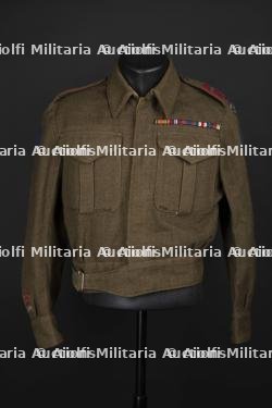Battle Dress du Royal Canadian Hamilton Light Infantry. — miniature 1