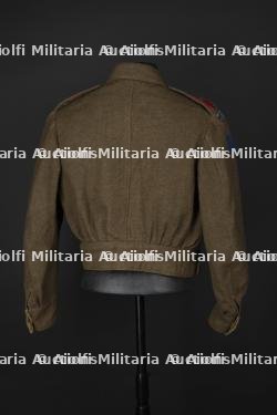 Battle Dress du Royal Canadian Hamilton Light Infantry. — miniature 6