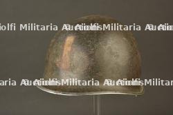 Casque à insigne. — miniature 12