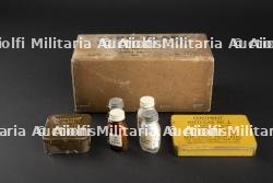 Ensemble de produits de décontamination.
