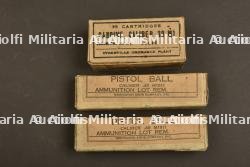 Boites de munitions vide US.