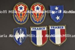 Ensemble d'insignes US.