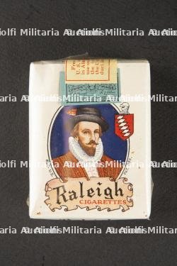 Paquet de cigarette Raleigh.