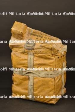 Radio de survie US BG155A avec ses accessoires