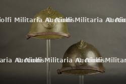 Deux casques Adrian 1926