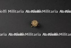 Ensemble d'insignes divers — miniature 19