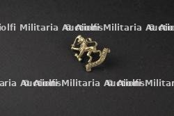 Ensemble d'insignes divers — miniature 28