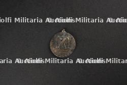 Ensemble d'insignes divers — photo 35