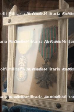 Ensemble unique d'effets d'un poilu mort pour la France — miniature 2
