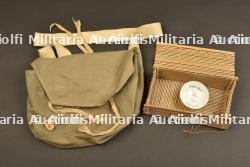 Musette et coupe à saké japonais.