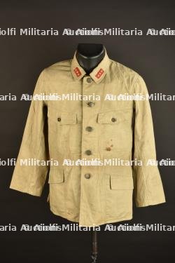 Vareuse tropicale de soldat supérieur de 1ère classe japonais.