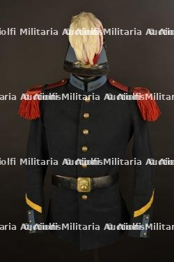 Ensemble Shako, tunique et ceinturon de Saint Cyrien — miniature 1