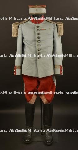 Uniforme de capitaine du 11ème Chasseurs — miniature 35