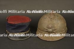 Lot képi polo de l'escadron du train des équipages et casque Adrian artillerie