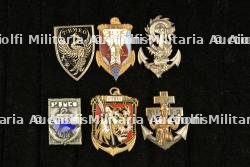 Ensemble d'insignes Brigade de Marche en Extrême Orient