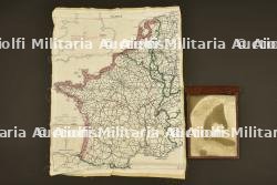 Carte en soie et porte carte — photo 1