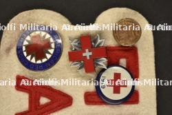 Accessoires d'auxiliaire féminin de la Croix Rouge US — miniature 3