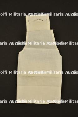 Coiffe nominative d'auxiliaire féminin