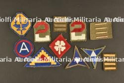 Ensemble d'insignes US