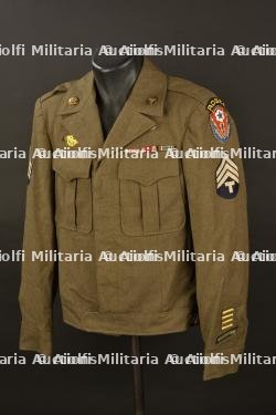 Blouson IKE troupe du Medical Department de l'European Headquarters ADSEC — photo 1