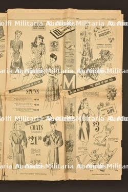 Journal Boston Traveler titrant la fin de la guerre en Europe. Boston Traveler newspaper with the end of the war in Europe — miniature 9