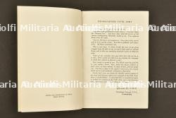 Livret de la 5ème armée US et divers insignes. US 5th Army booklet and various badges — photo 2
