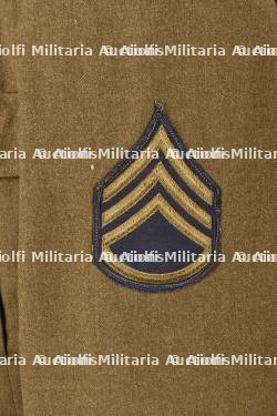 Ensemble de vareuses de sortie US. Set of US jackets — miniature 6