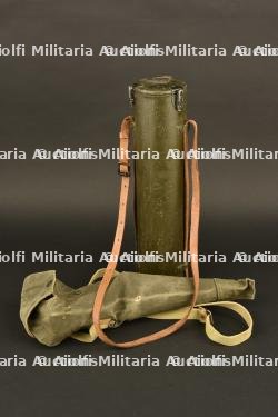 Lunette d'observation M-49 et son trépied. M-49 spotting scope and its tripod