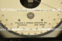 Compas d'altitude dans sa housse d'origine. Altitude compass in its original cover — miniature 14