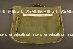 Valise B-4 de R W Bushey. R W Bushey B-4 Suitcase