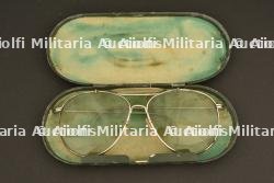 Lunettes de soleil en boite. Sunglasses in box. — photo 3