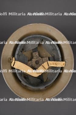 Casque canadien. Canadian helmet. — miniature 7