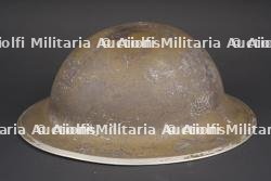 Casque canadien. Canadian helmet.