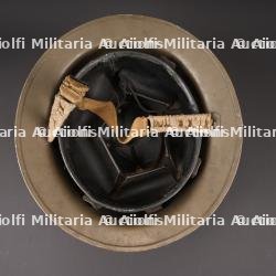 Casque canadien. Canadian helmet. — miniature 7