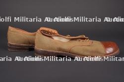 Chaussure tropicale canadienne. Canadian tropical shoes. — photo 6