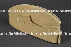 Calot canadien. Canadian garrison cap.