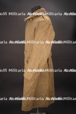 Manteau britannique. British coat. — miniature 3